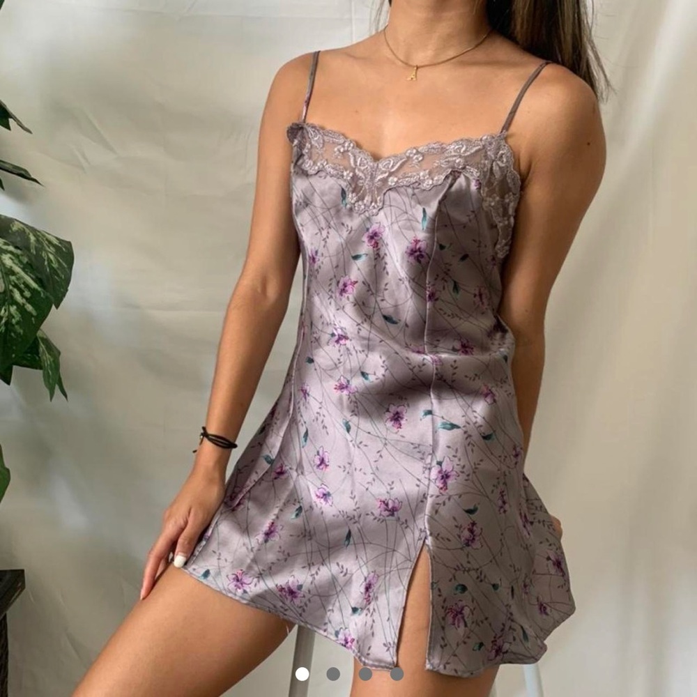 victoria’s secret slip dress — size M — gray purple floral